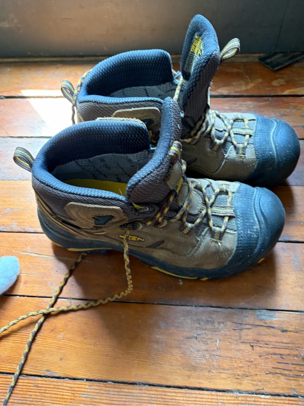 Keen Men’s Steel Toe  Brown and Black Hiking Boots